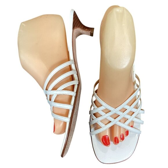 Talbots Kitten Heel Sandals Slides Sz 8B  White Patent Leather #307C - Picture 4 of 10